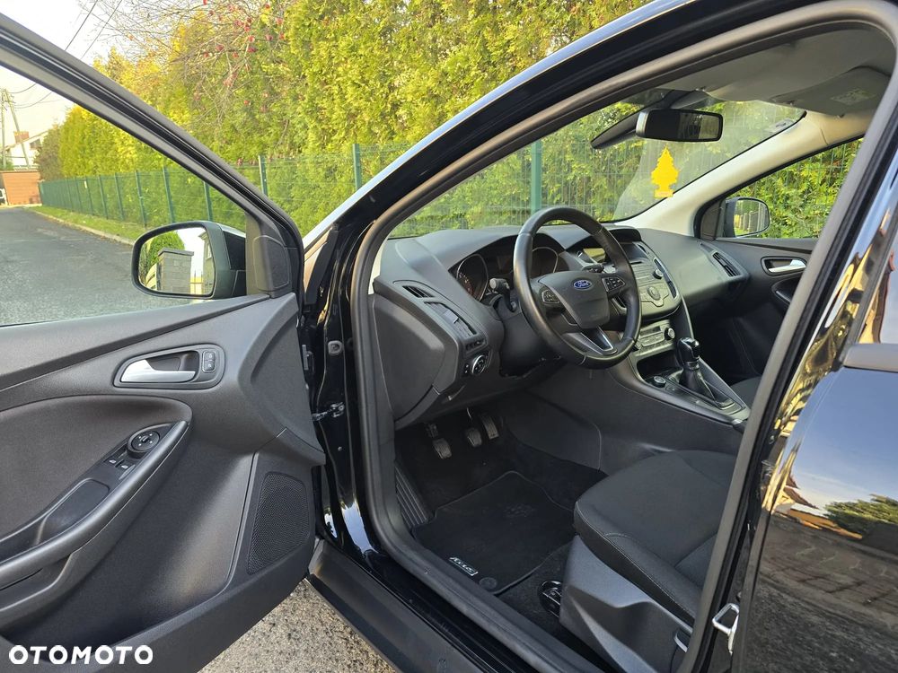 Ford Focus ver-1-0-ecoboost-trend-edition - 21