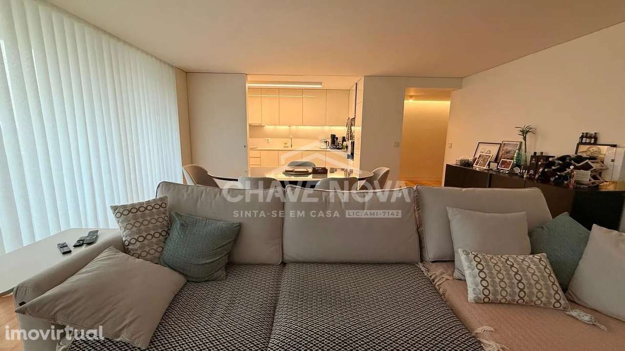 Apartamento t2 à venda na Rua António Bessa Leite - Grande imagem: 3/22
