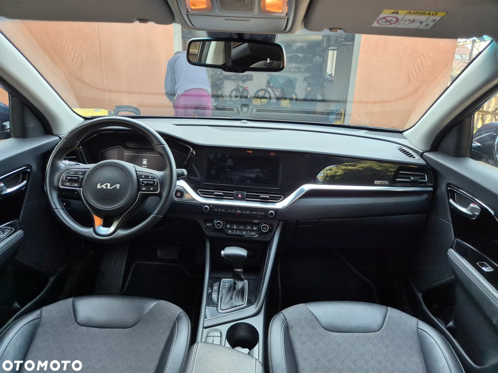 Kia Niro 1.6 GDI Hybrid Business Line - 20
