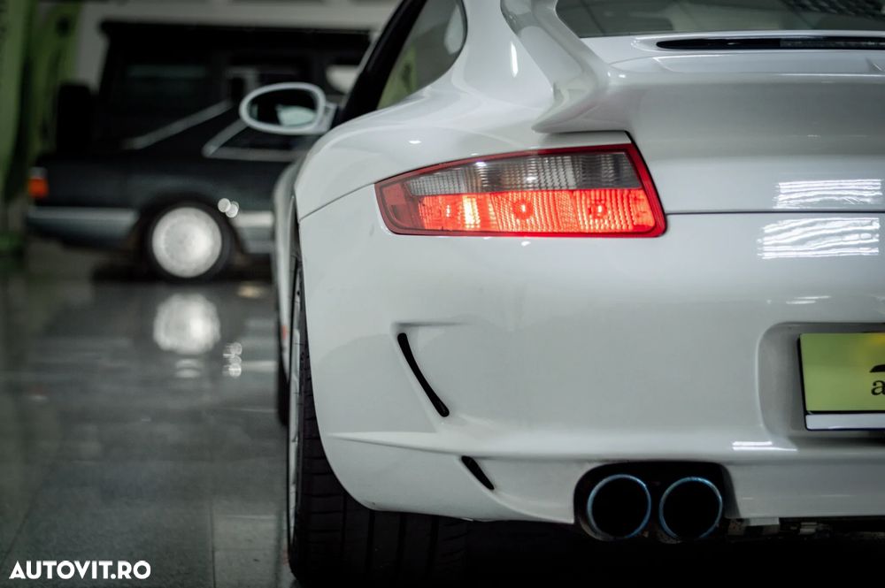 Porsche 911 Carrera S Tiptronic - 18