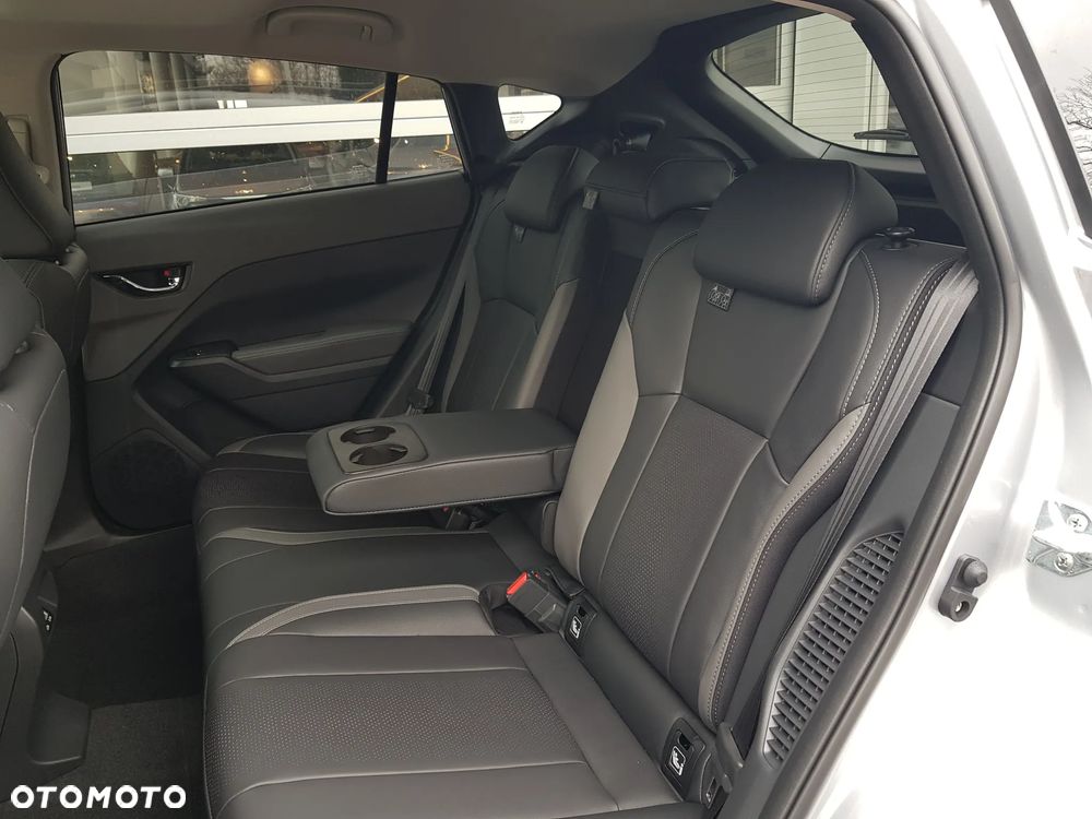 Subaru Crosstrek 2.0i-S e-Boxer Platinum (EyeSight) Lineartronic - 19