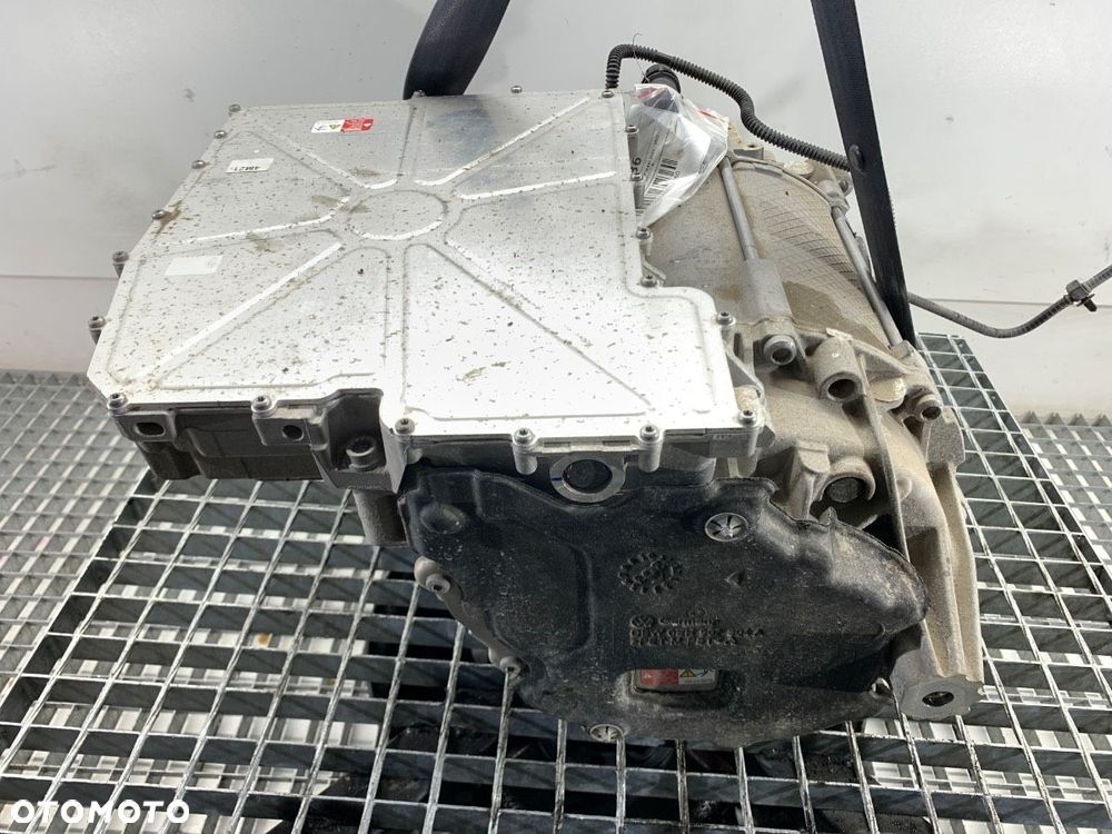 SILNIK ELEKTRYCZNY  AUDI Q4 Sportback (F4N) 2021 - 2022 40 e-tron 150 kW [204 KM] elektryczny 2021 - - 3