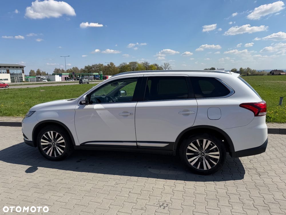 Mitsubishi Outlander 2.0 Instyle + 4WD CVT - 4