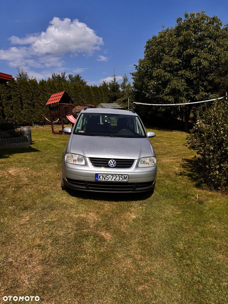 Volkswagen Touran 1.9 TDI Highline - 1