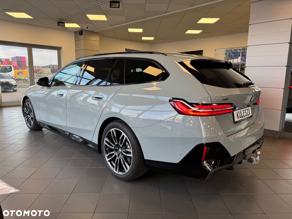 BMW Seria 5 520d xDrive - 7