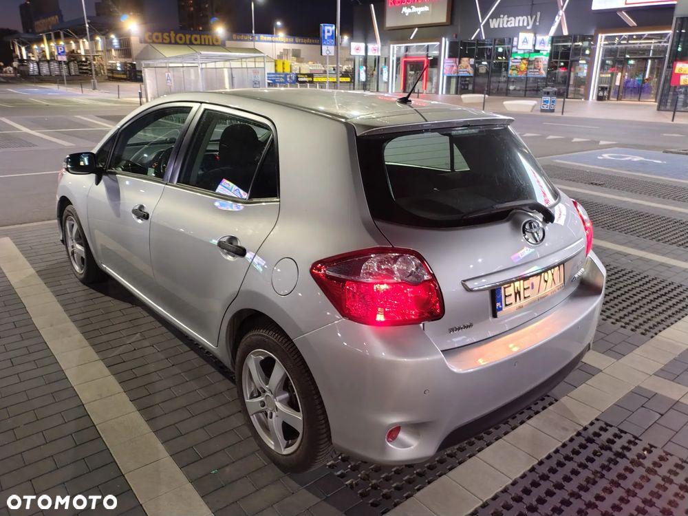 Toyota Auris 1.6 Active - 12