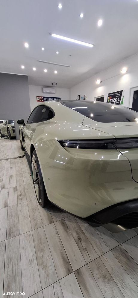 Porsche Taycan GTS - 25