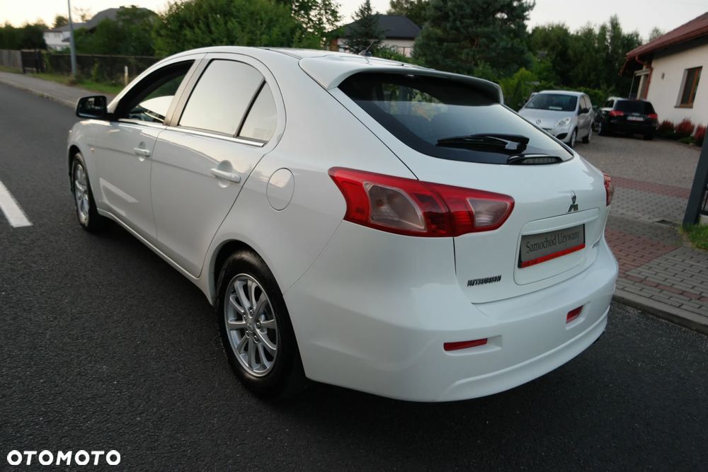 Mitsubishi Lancer - 7
