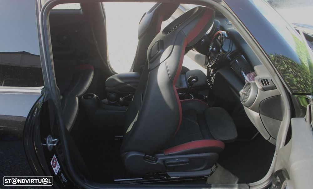 MINI 3 Portas John Cooper Works Auto Desportiva - 39