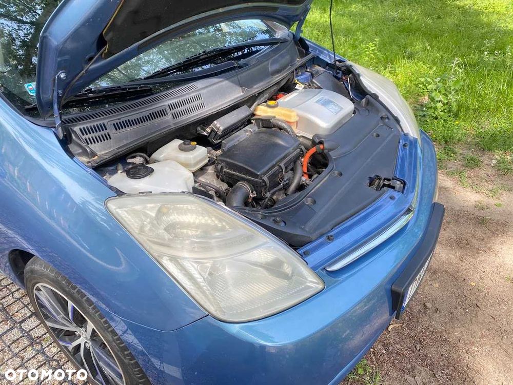 Toyota Prius - 3