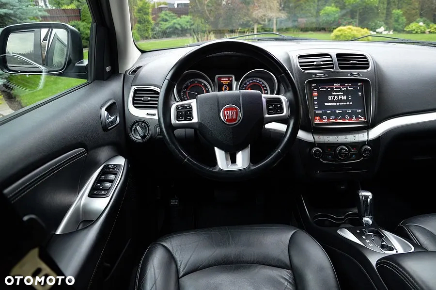 Fiat Freemont 2.0 Multijet 16V DPF Automatik Allrad Black Code - 29