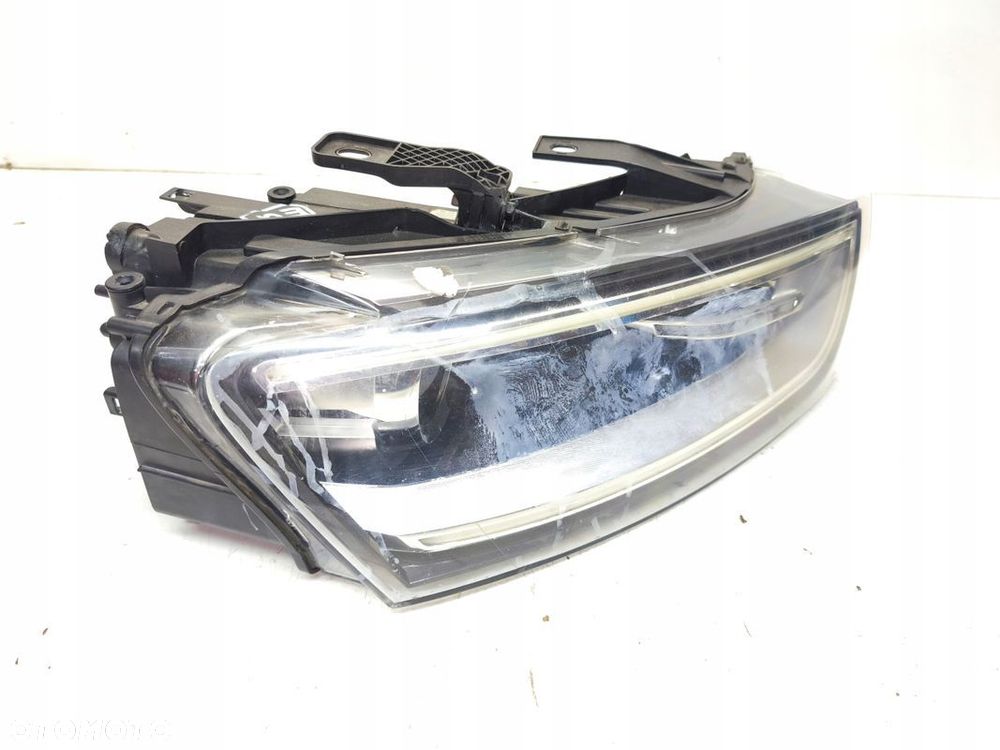 REFLEKTOR LAMPA PRAWY PRZÓD XENON LED AUDI Q3 8U 8U0941006 EU USZKODZONA - 3