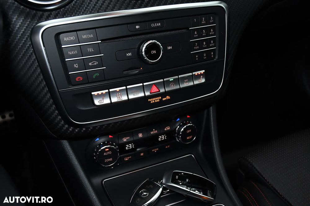 Mercedes-Benz A 220 d 4Matic 7G-DCT AMG Line - 25