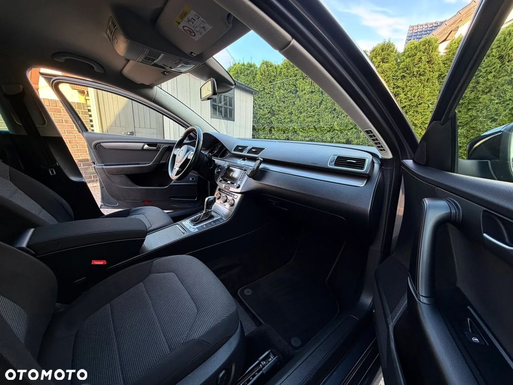 Volkswagen Passat 2.0 TDI Highline DSG - 10