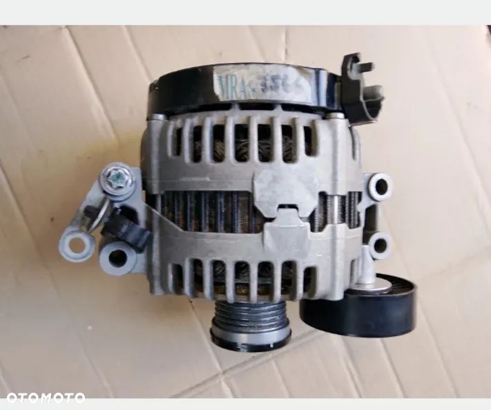 Alternator BMW 330 E60 E61 530 3.0i 525 2.5i 323 2.5i 730 3.0i Bosch E90 E92 E93 E91 - 1