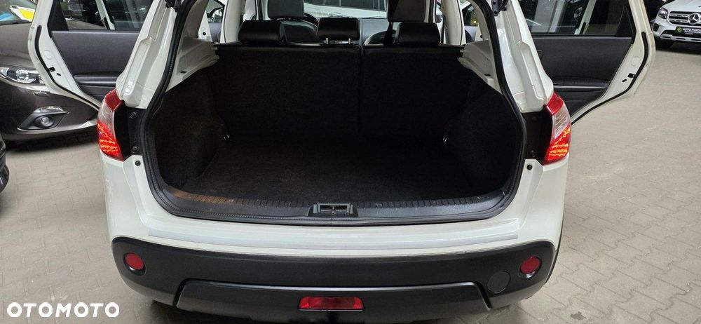 Nissan Qashqai+2 - 12