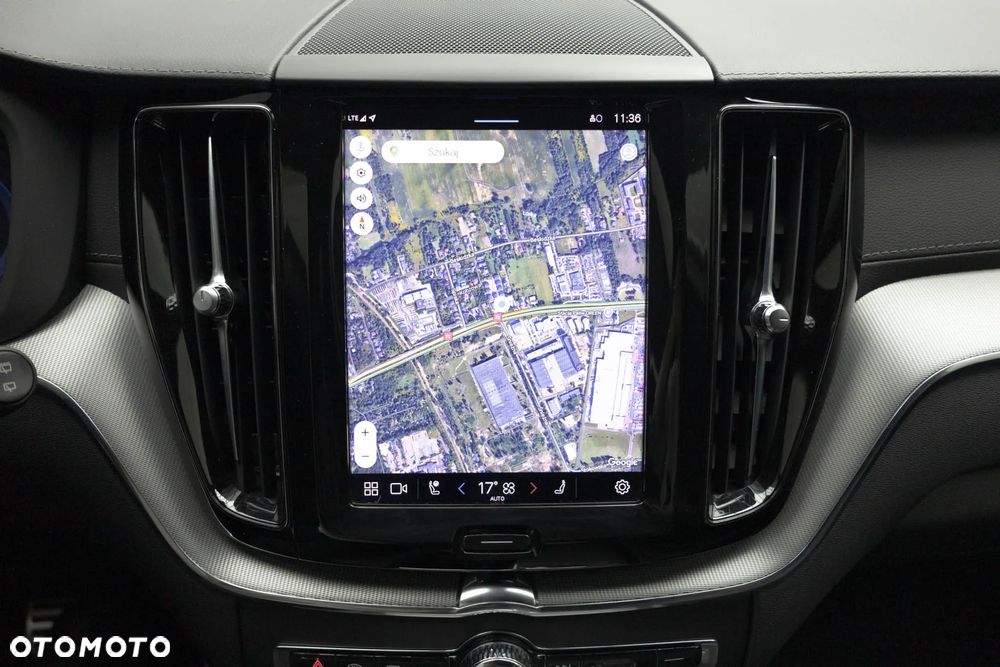 Volvo XC 60 B4 D AWD Ultimate Dark - 33