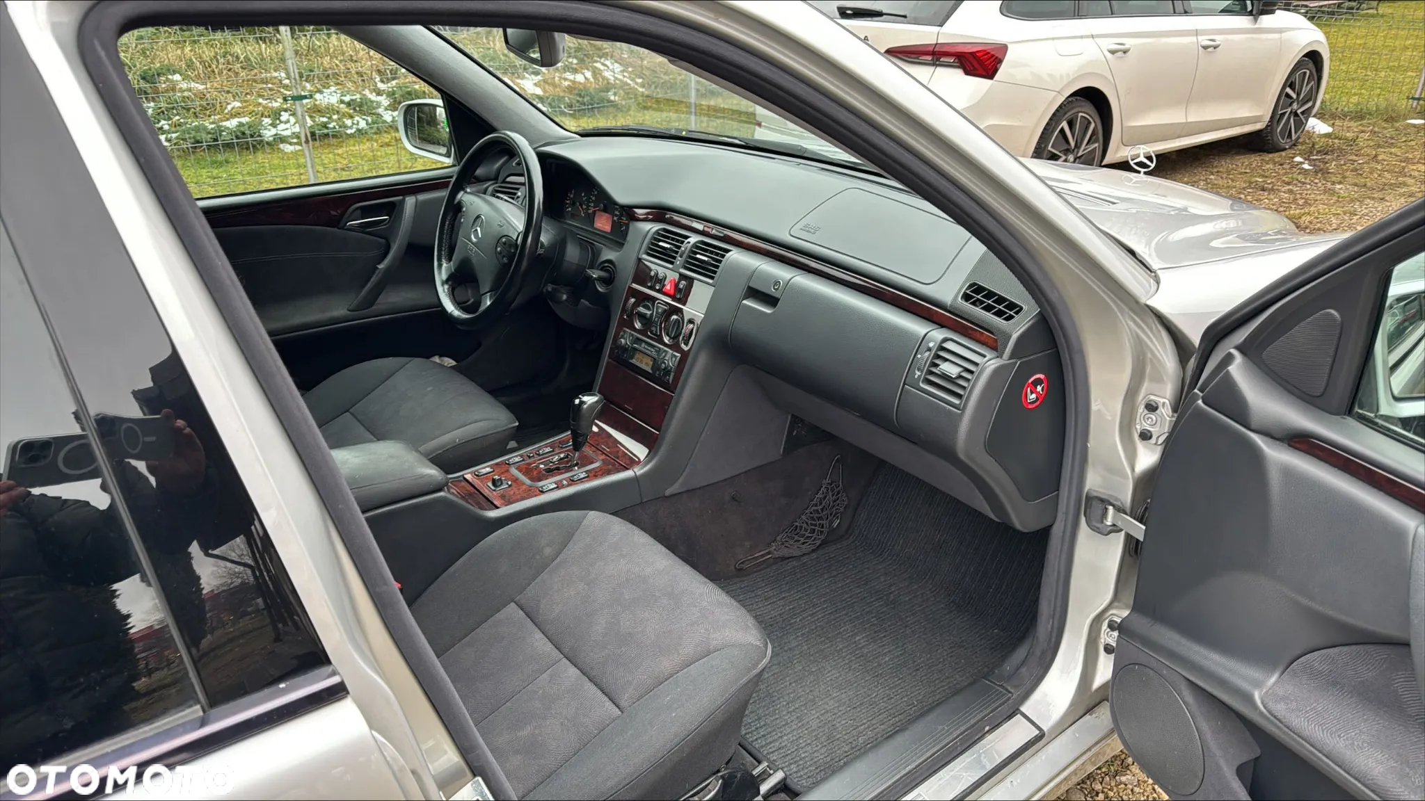 Mercedes-Benz Klasa E - 10