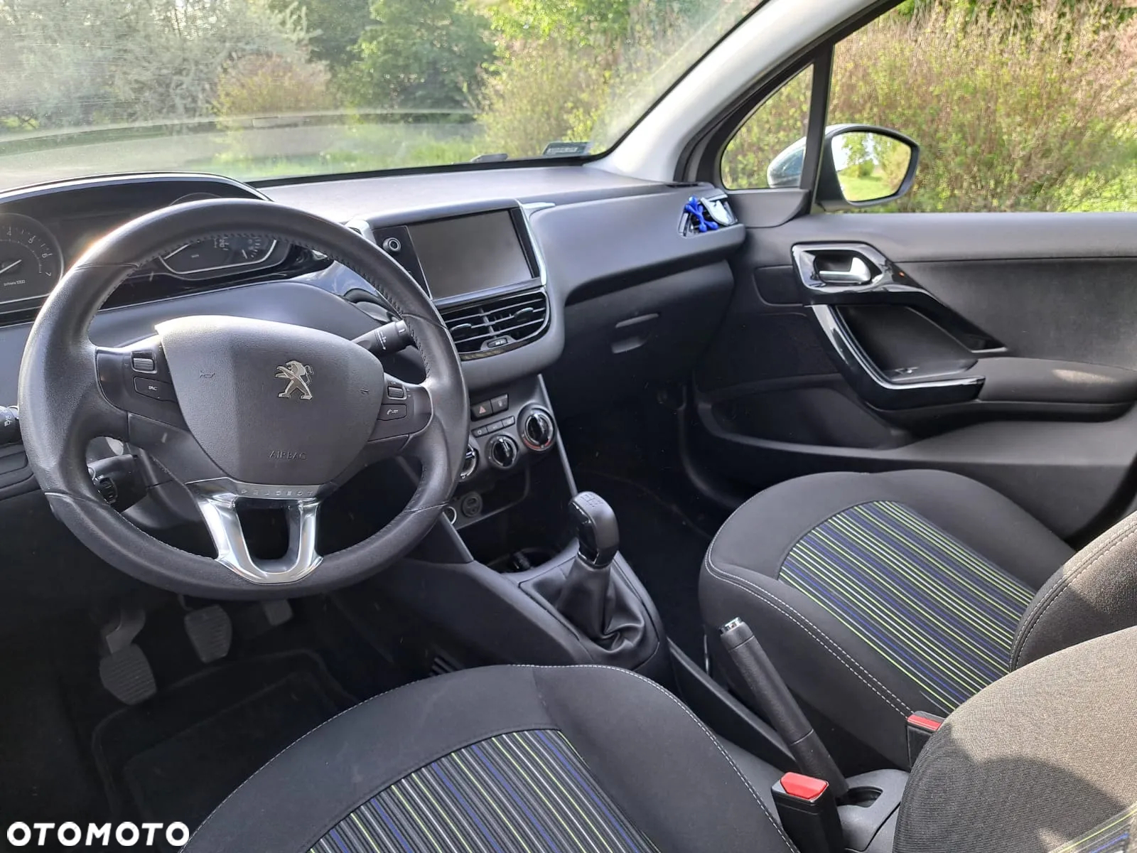 Peugeot 208 1.2 PureTech Allure - 10