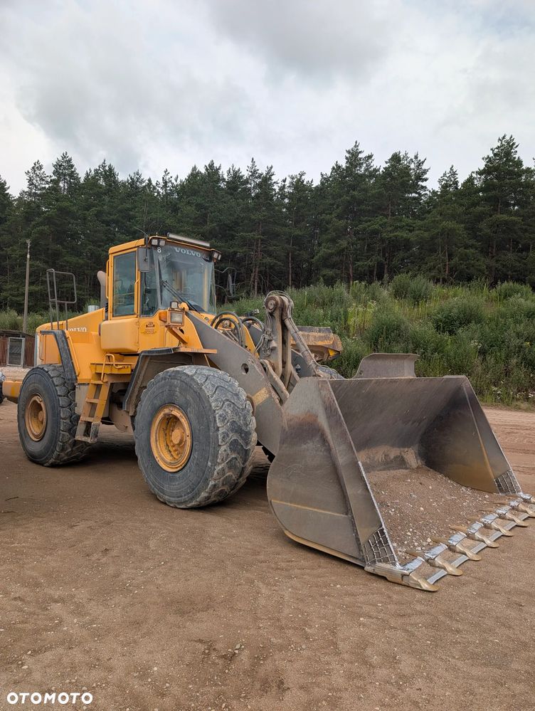 Volvo L180E - 1