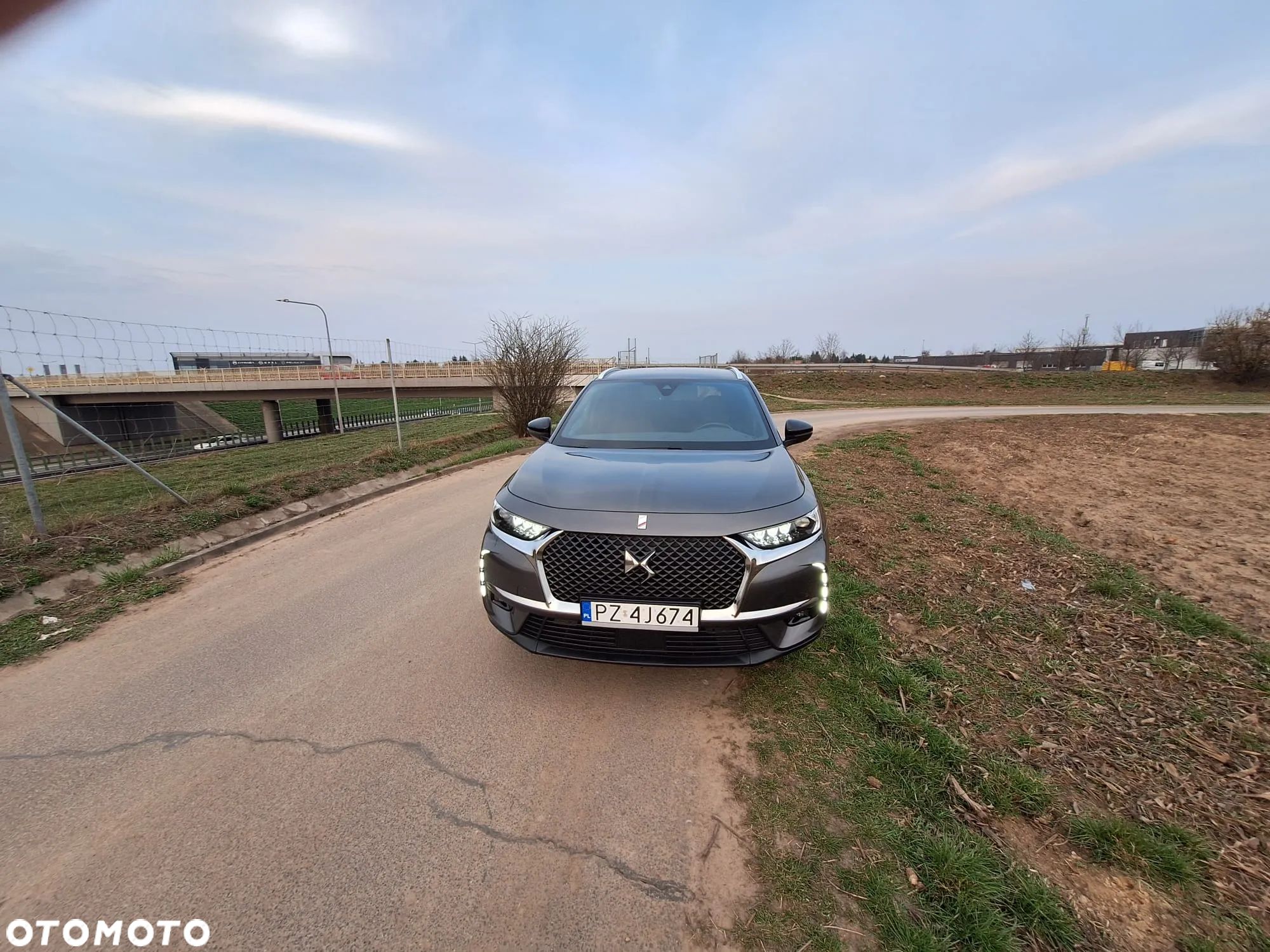 DS Automobiles DS 7 Crossback 1.6 E-Tense 4x4 Grand Chic - 1