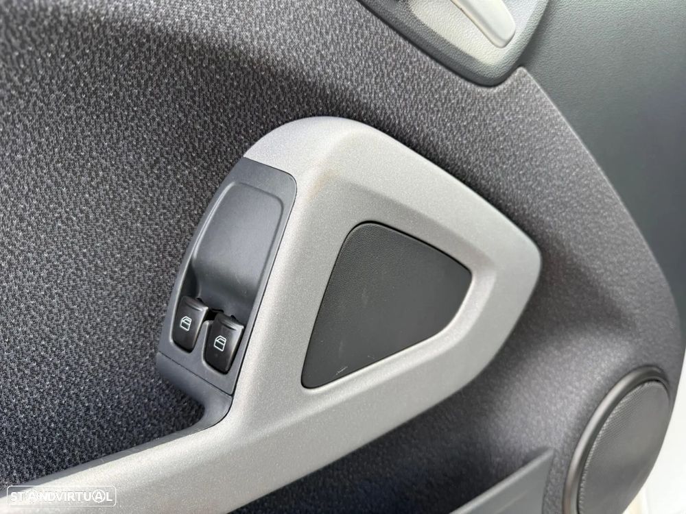 Smart ForTwo Coupé 0.8 cdi Passion 45 - 28