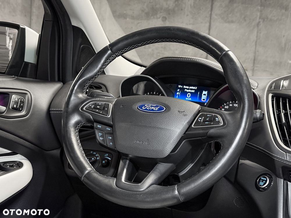 Ford Kuga 2.0 TDCi 4x4 Vignale - 17