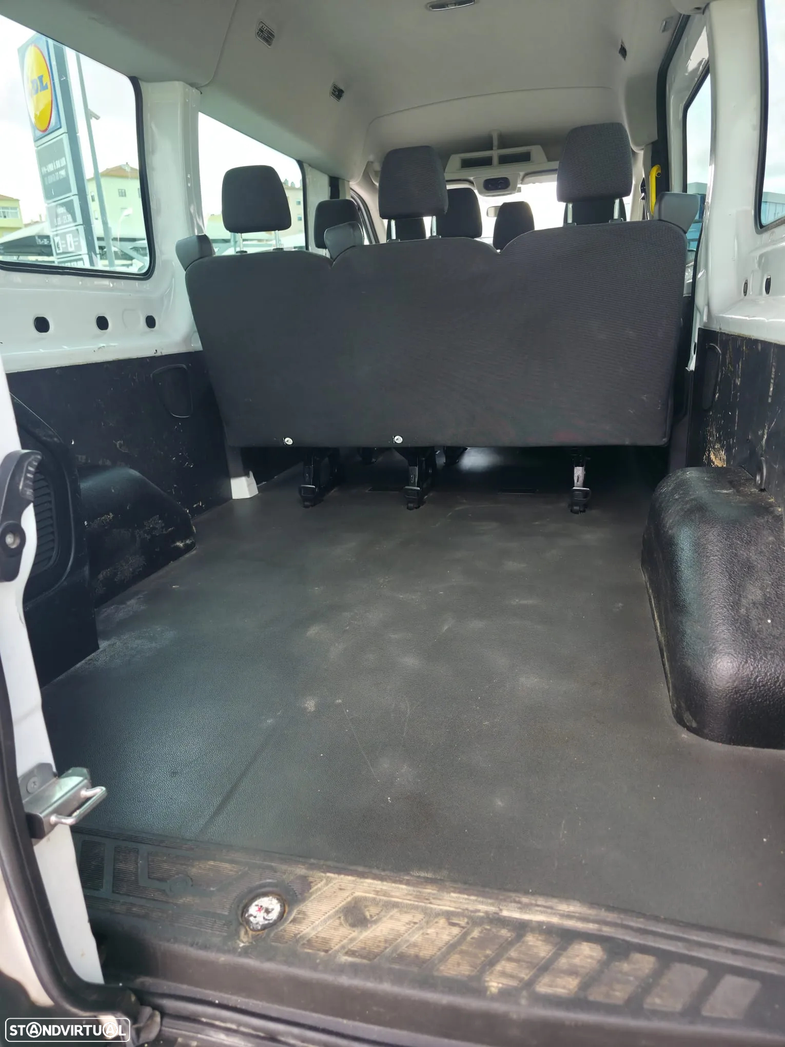 Ford Transit - 17