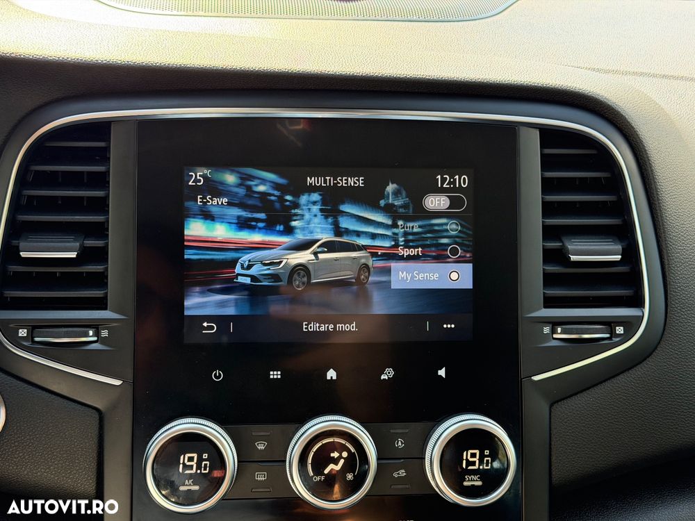 Renault Megane E-TECH 160 BUSINESS EDITION - 25