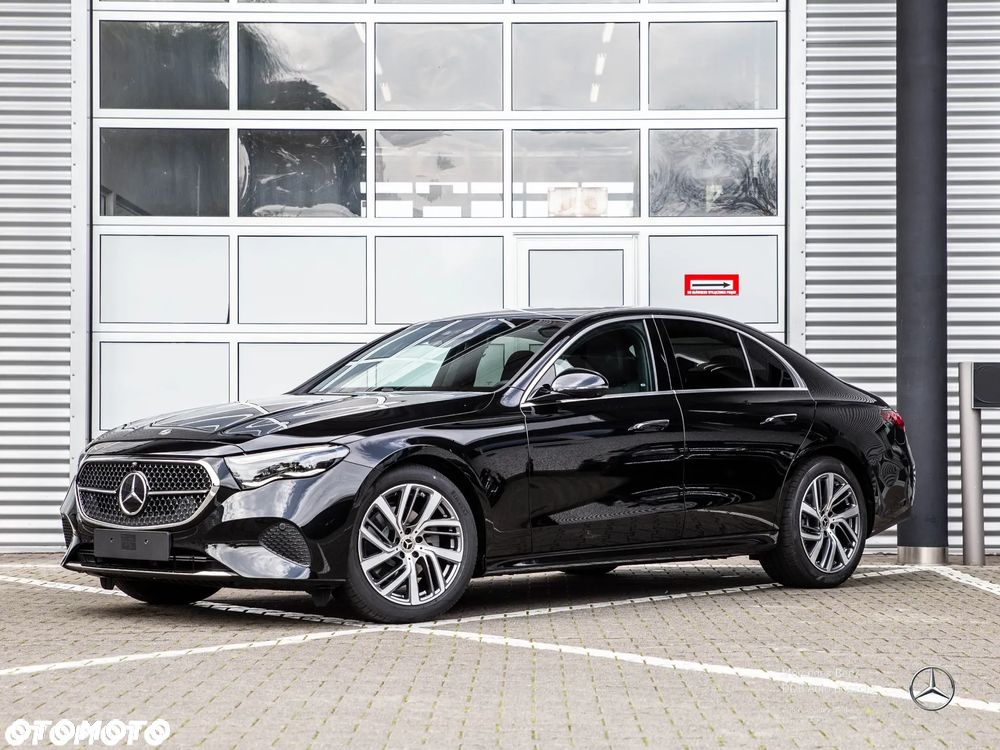 Mercedes-Benz Klasa E 220 d mHEV 4-Matic Avantgarde 9G-Tronic - 2