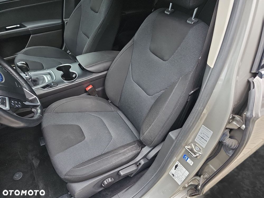 Ford Mondeo - 16