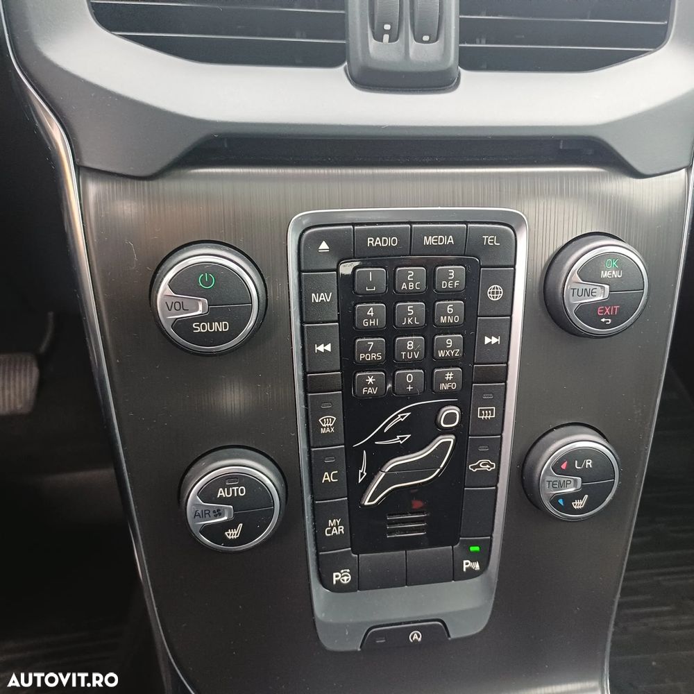 Volvo V40 D4 Ocean Race - 12