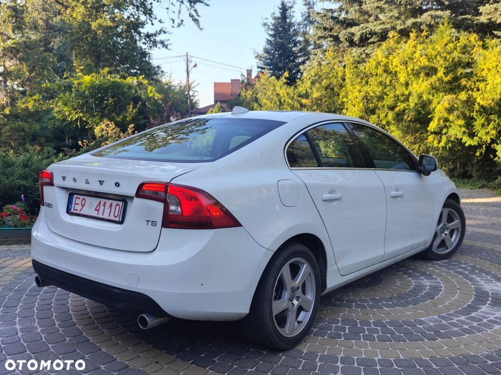 Volvo S60 2.5 T5 - 2