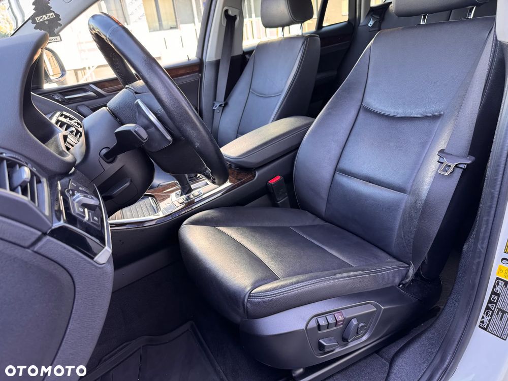 BMW X4 xDrive28i xLine - 17