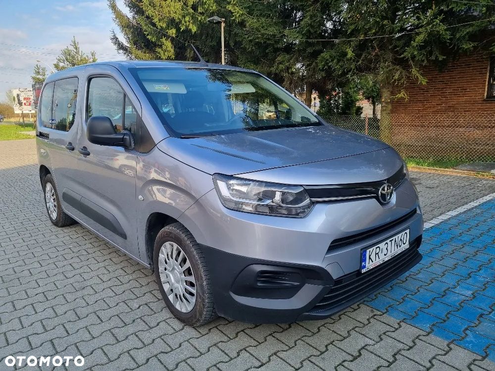 Toyota Proace City Verso 1.5 D-4D Family - 2