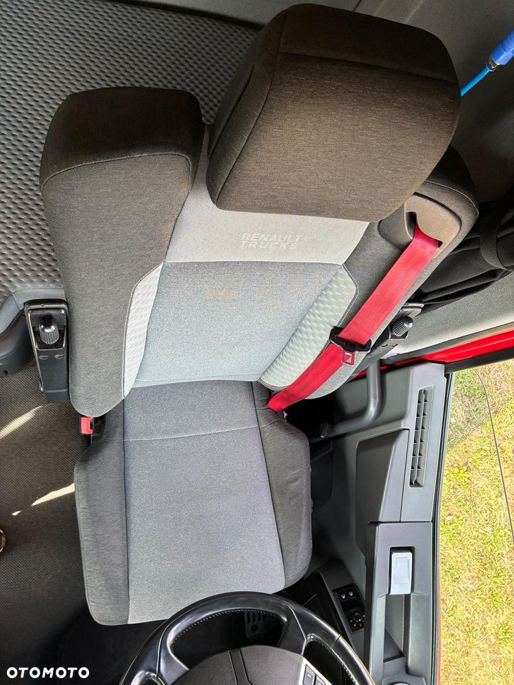 Renault T520 EVO SLEEPER CAB - 18