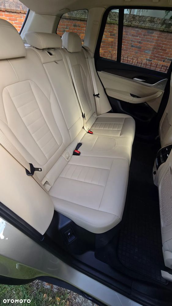 BMW X3 - 25