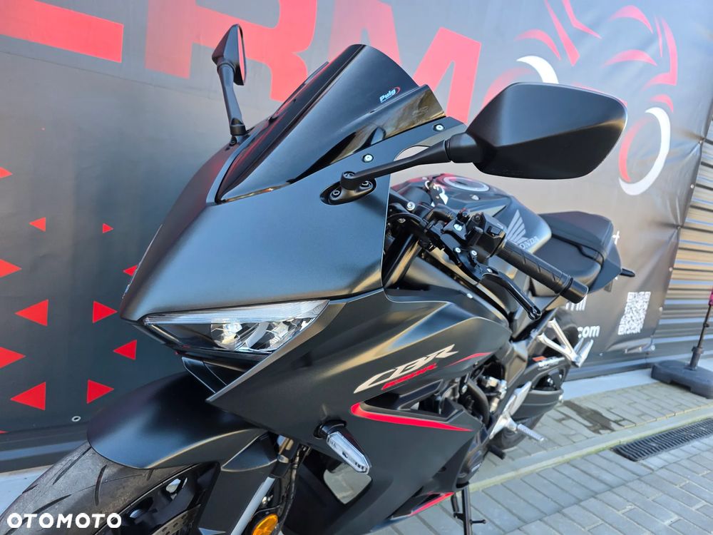Honda CBR - 15