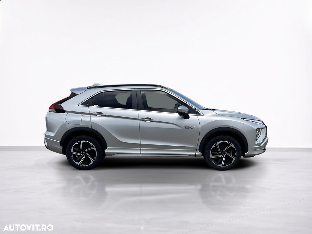 Mitsubishi Eclipse-Cross - 8