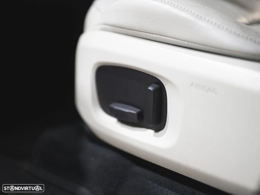 Land Rover Range Rover Evoque 2.0 TD4 SE Dynamic - 21