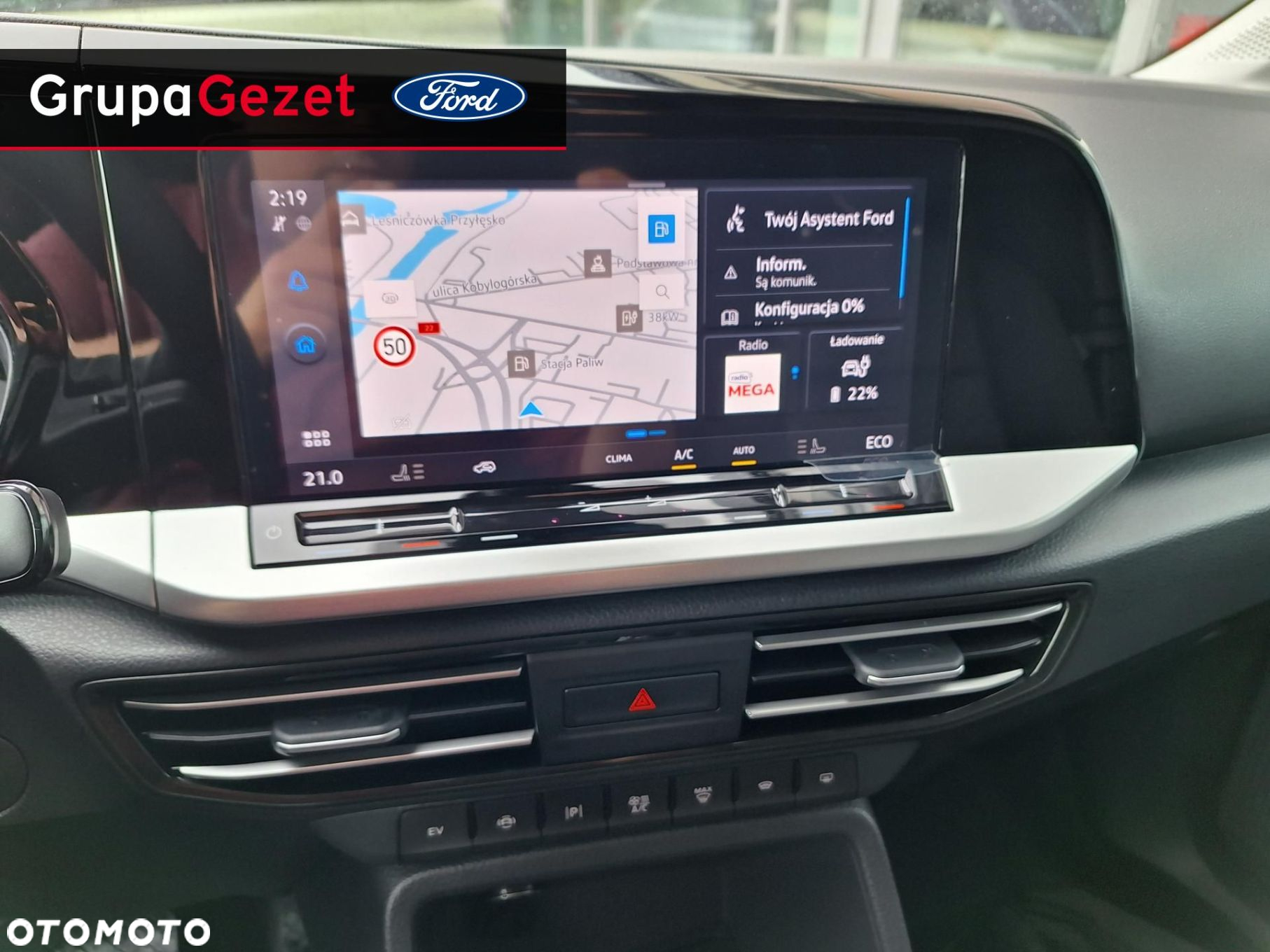 Ford Transit Connect - 8