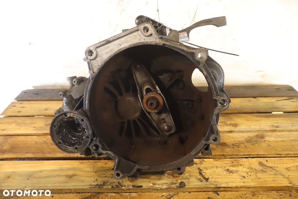 SKRZYNIA BIEGÓW 5 BIEGOWA SKODA FABIA II 1.4TDI JQM - 1