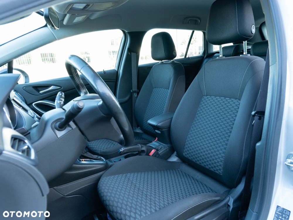Opel Astra 1.4 T S&S - 15