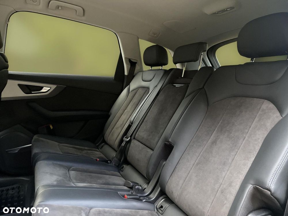 Audi Q7 3.0 TDI ultra Quattro Tiptronic - 30
