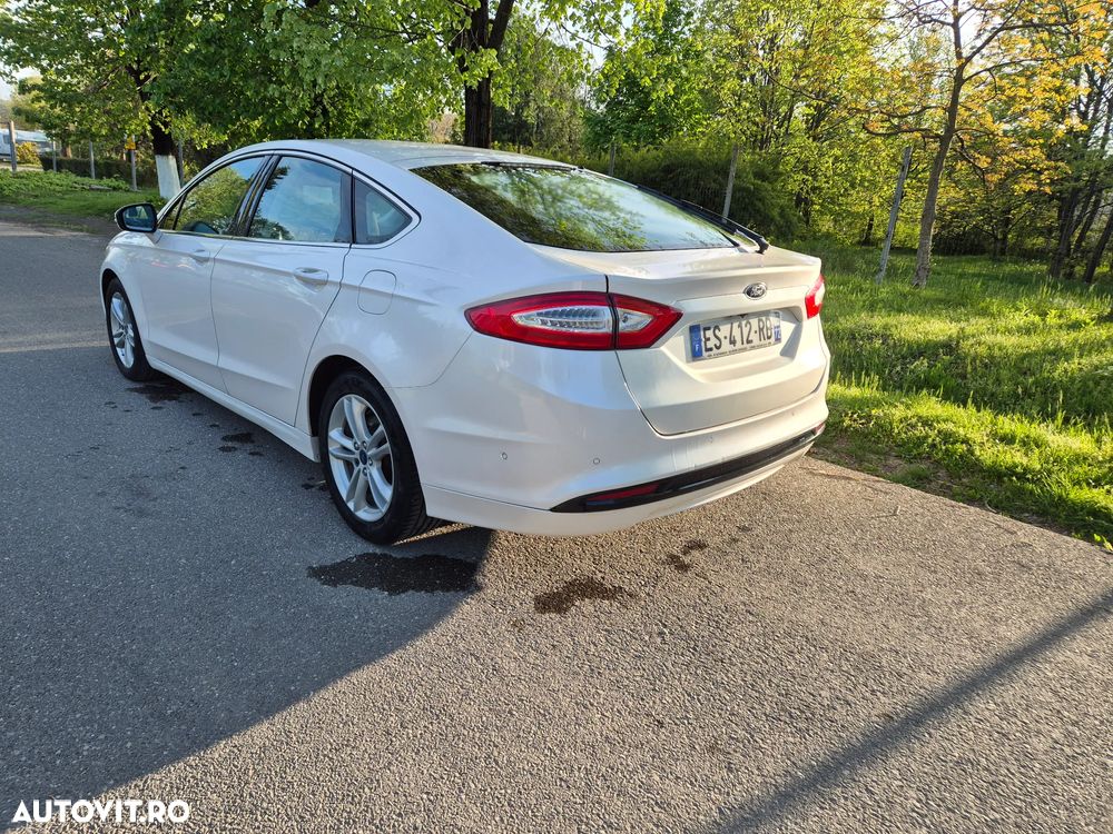 Ford Mondeo 2.0 TDCI Start-Stopp PowerShift-Aut Business Edition - 4