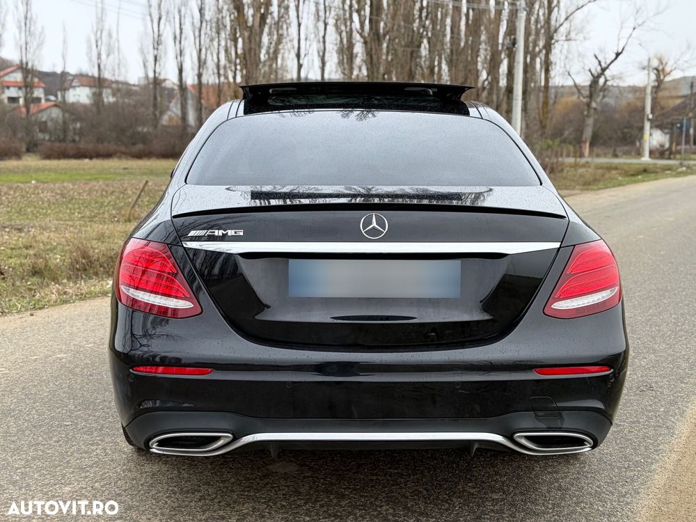Mercedes-Benz E 220 d T 9G-TRONIC AMG Line - 10