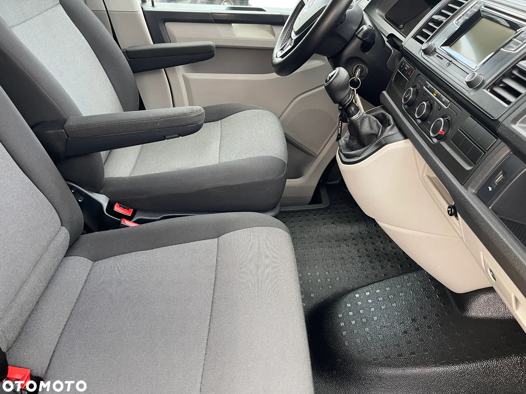 Volkswagen Transporter L2H1 Doka - 20
