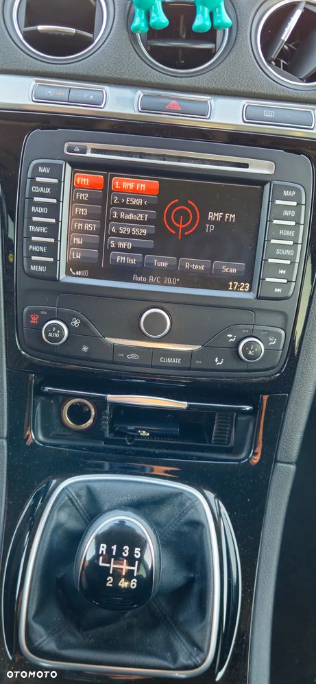 Ford S-Max - 24