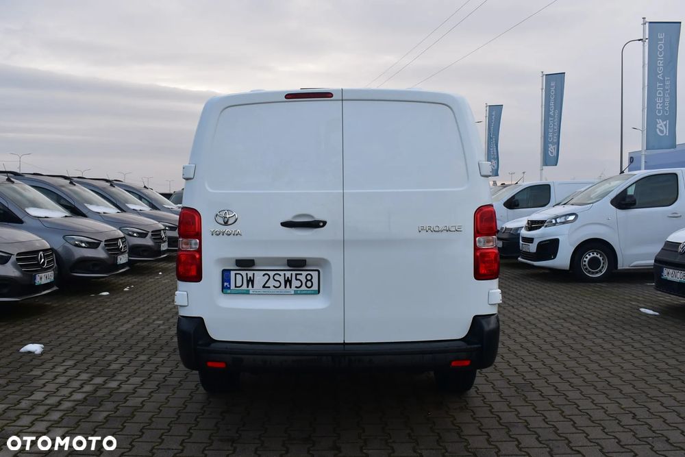 Toyota PROACE 2.0 D-4D LONG 3,1T ACTIVE - 7