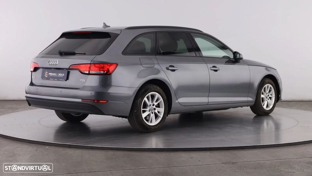 Audi A4 Avant 2.0 TDI Advance - 7